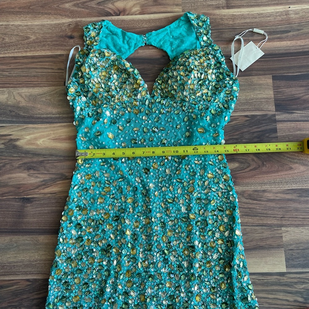 BNWT Jasz Couture gown - Picture 9 of 11